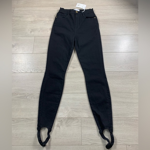 FRAME Ali High Rise Cigarette Stirrup Jeans in Black - Picture 3 of 16